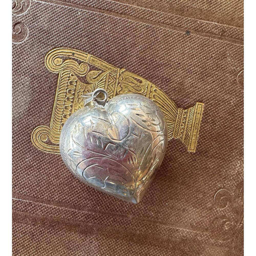 Vintage Sterling Silver Engraved Heart